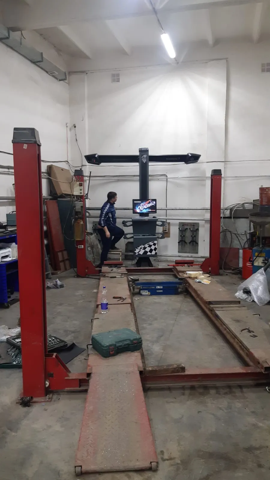 Стенд сход-развал ТехноВектор 7212 T